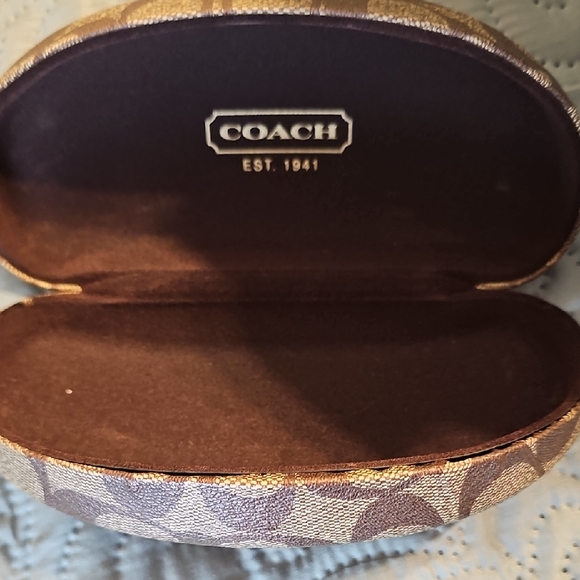 Coach Signature C Monogram Clamshell Eye Glasses Hard Case - Picture 2 of 3